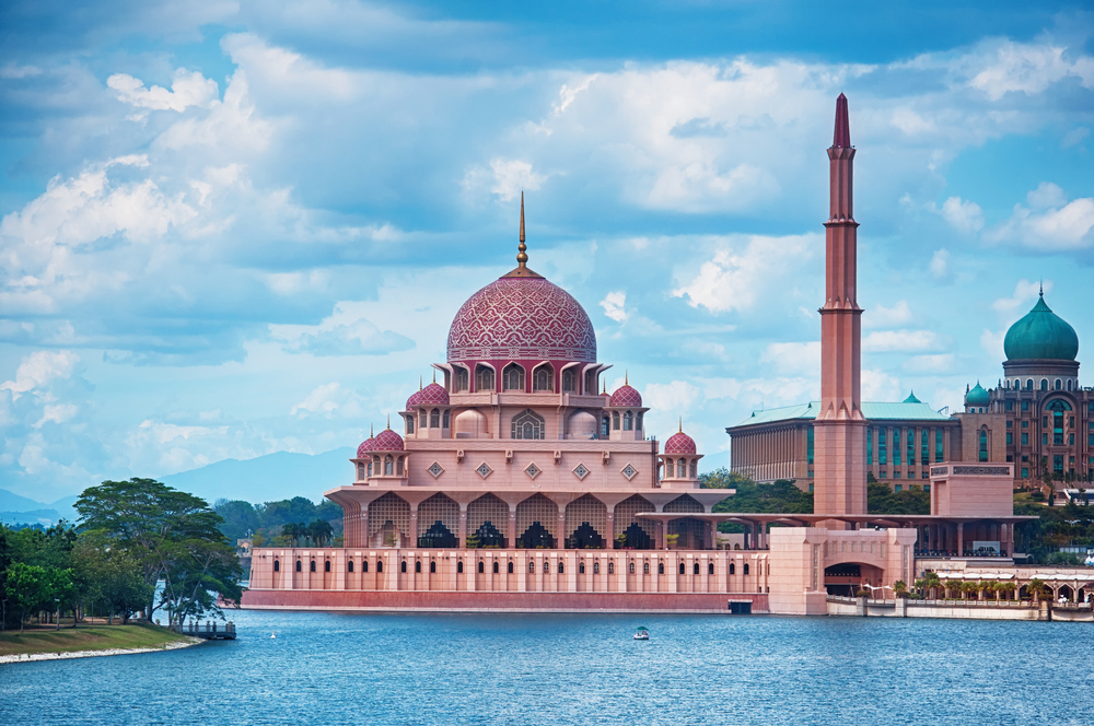 pink-mosque-putrajaya