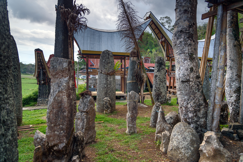 Tana Toraja - Ceremonial Megaliths
