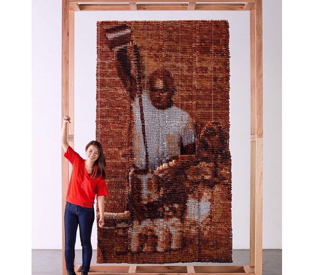 Malaysian Artist Uses 20,000 Tea Bags to Create Image of a Teh Tarik Man2