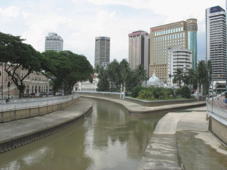 klang river