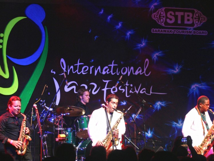 CO647 stage Borneo Jazz Festival