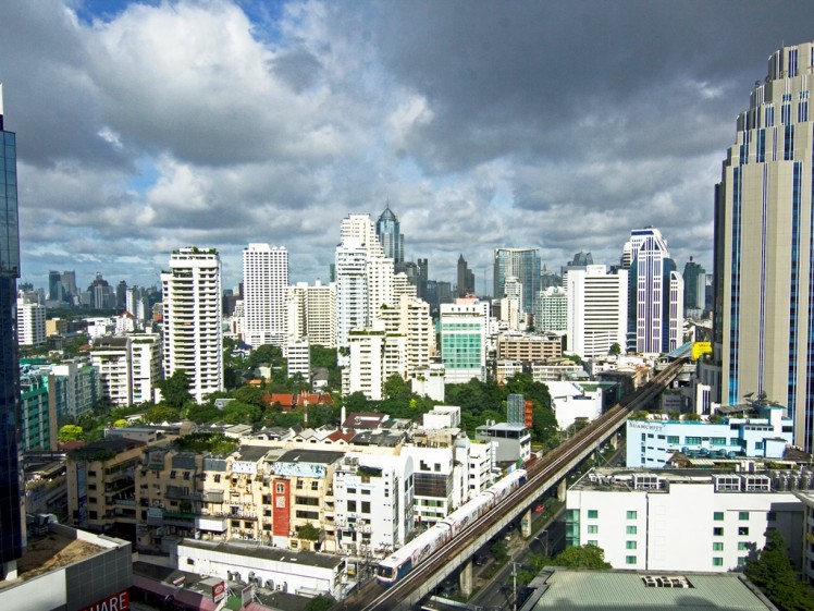 TH3167D dramatic sky over Bangkok