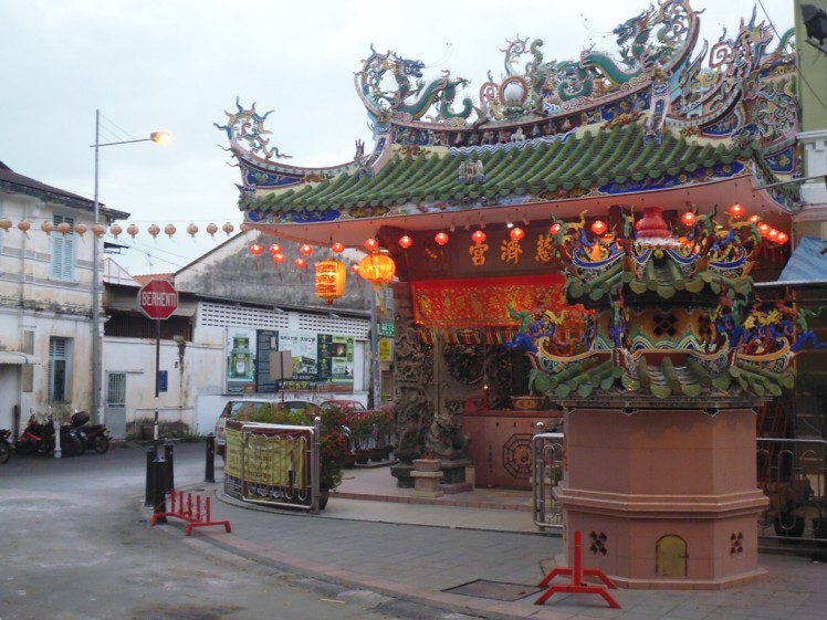 Yap Temple with Chinese NEw Year lights