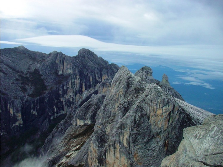 mount-kinabalu-1-1546111-1920x1440