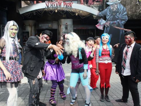 10 must visit Theme Park in Malaysia | Lungitaiment