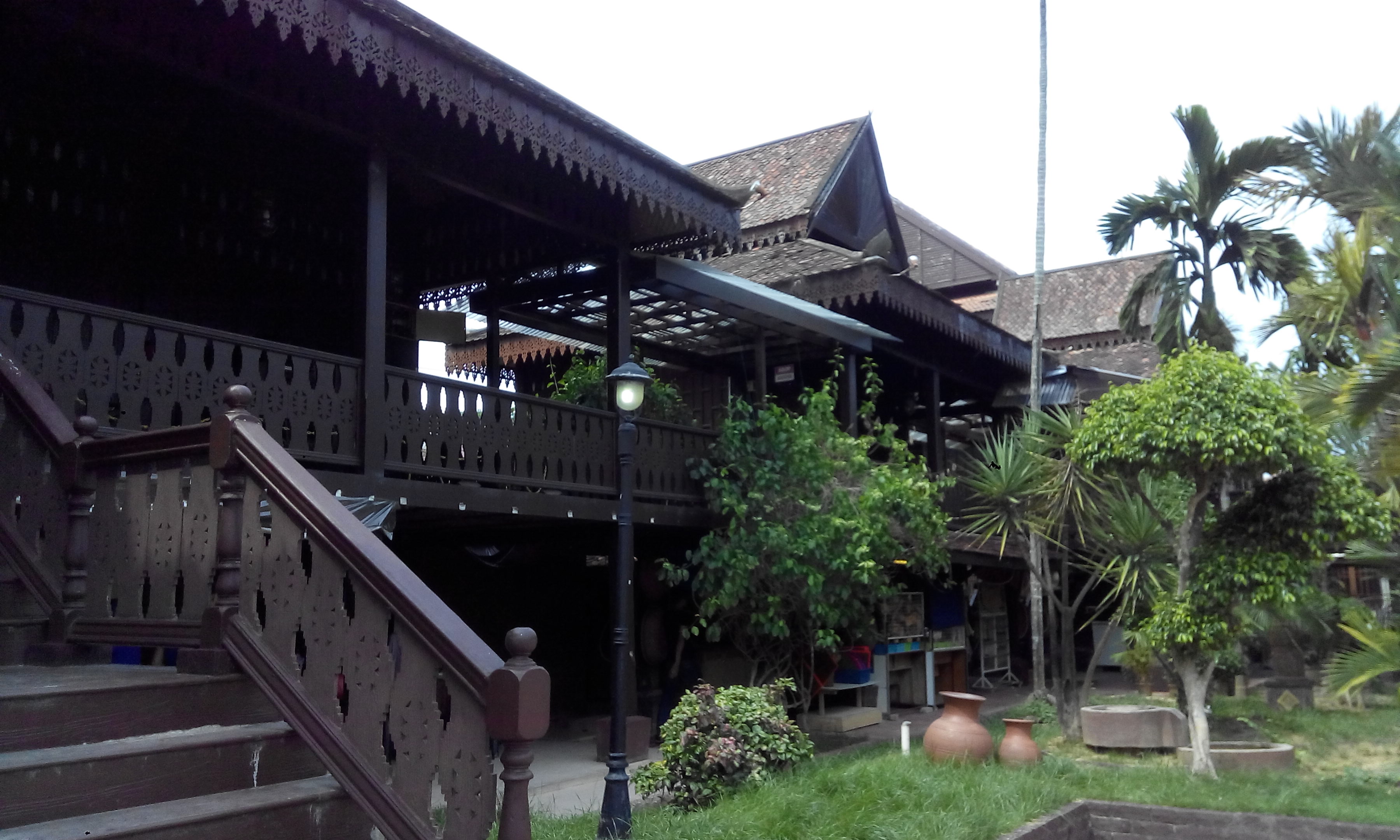 Handicraft village