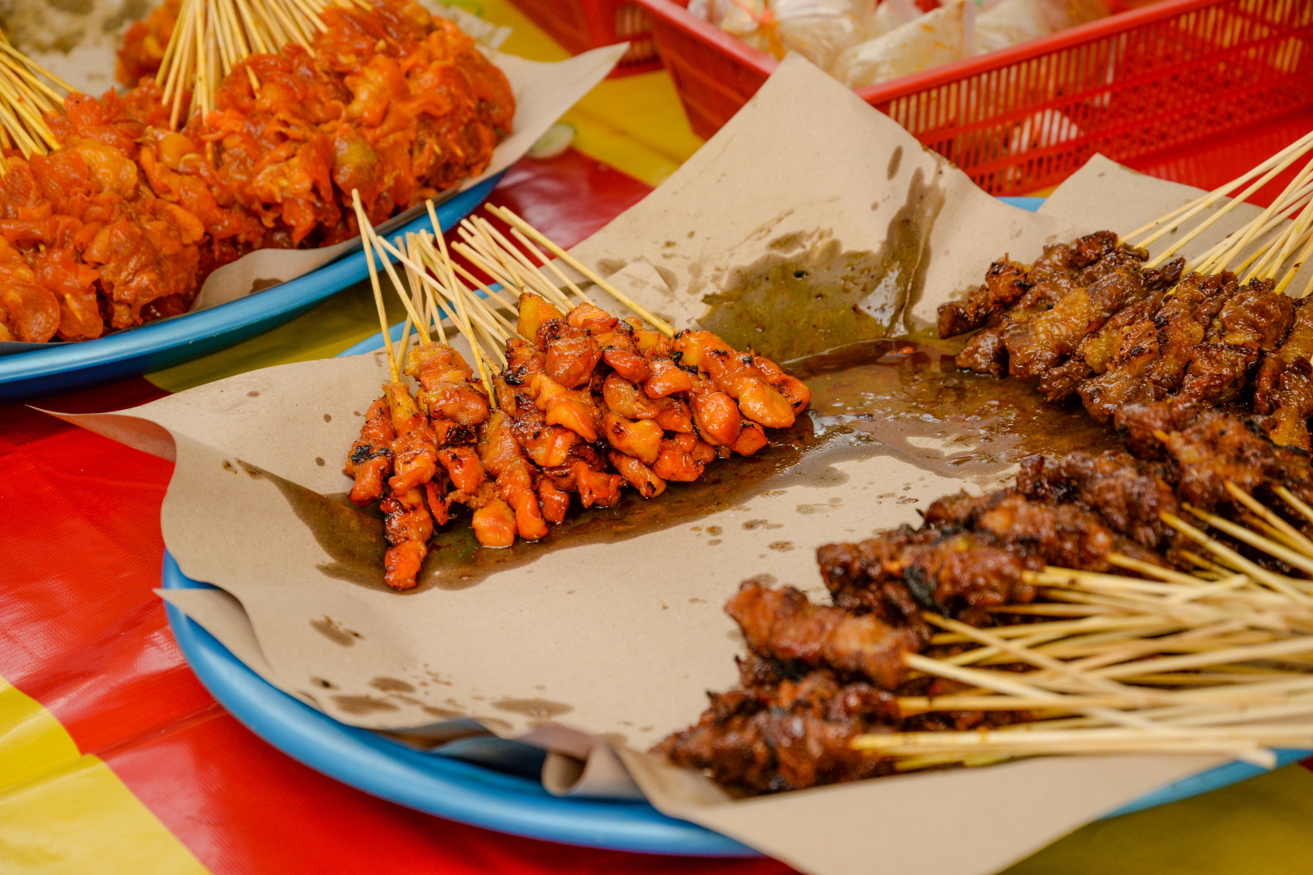 Feast Your Eyes On These Photos From The Ttdi Ramadan Bazaar Expatgo