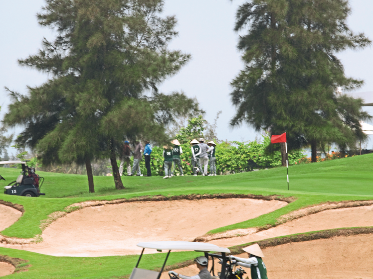 SPO4221D 12th hole Montgomerie Links Danang