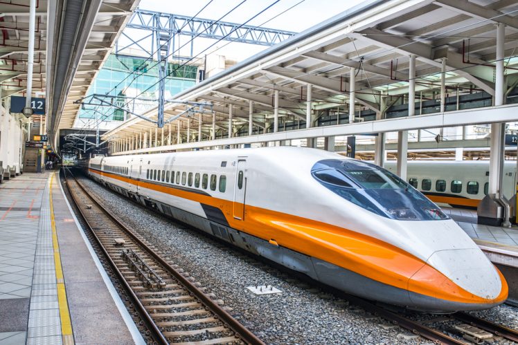 One of Taiwan's famous bullet trains. Credit: Wayne0216 / Shutterstock.com
