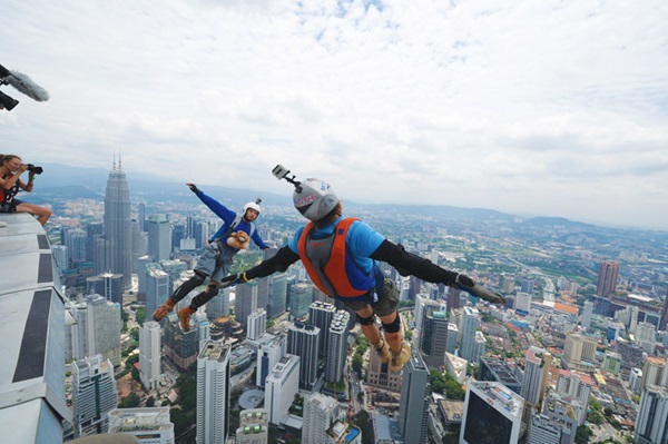KL tower jump