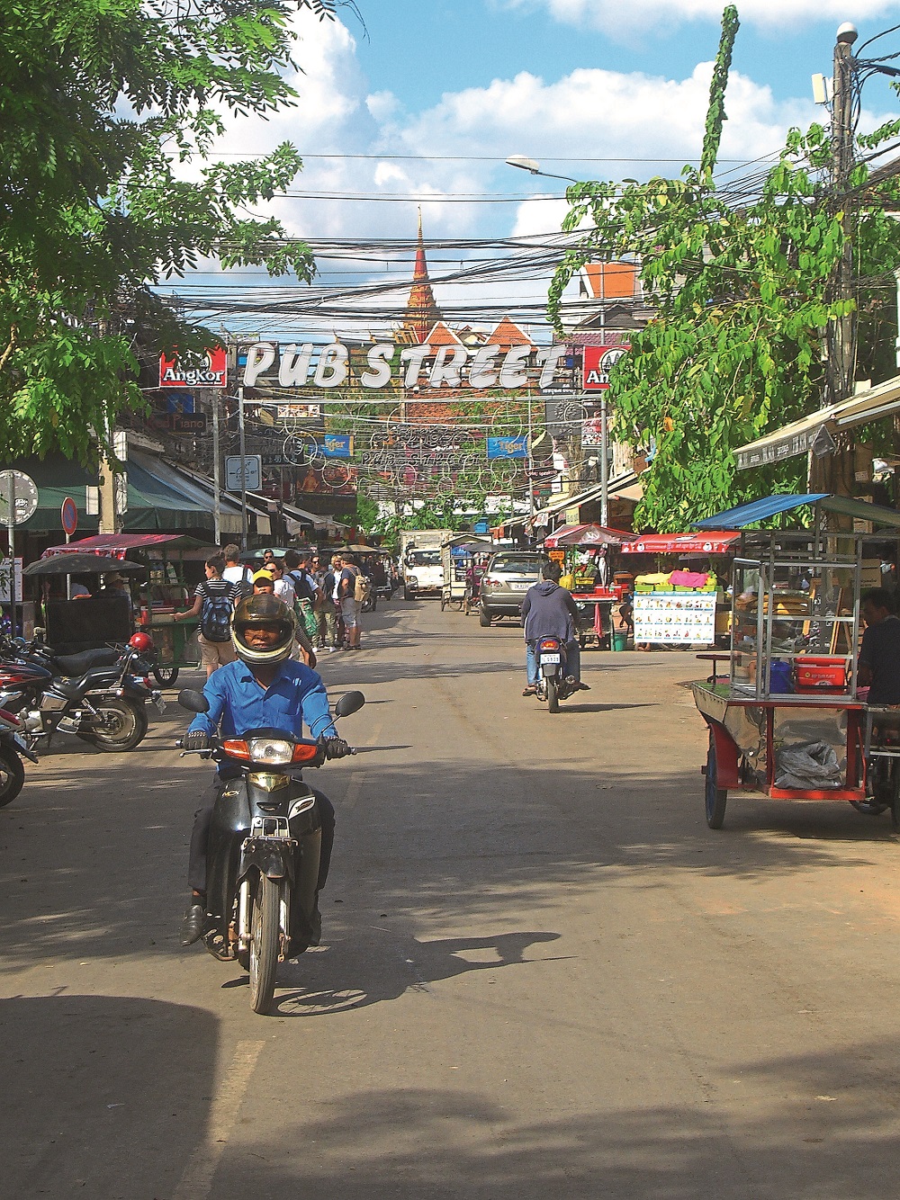 pub-street-by-day-cambodia