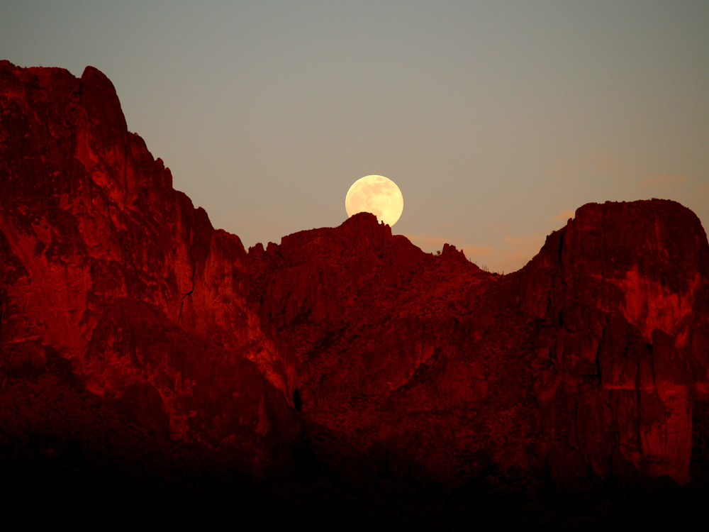 superstition-mountain-arizona-supermoon-2013