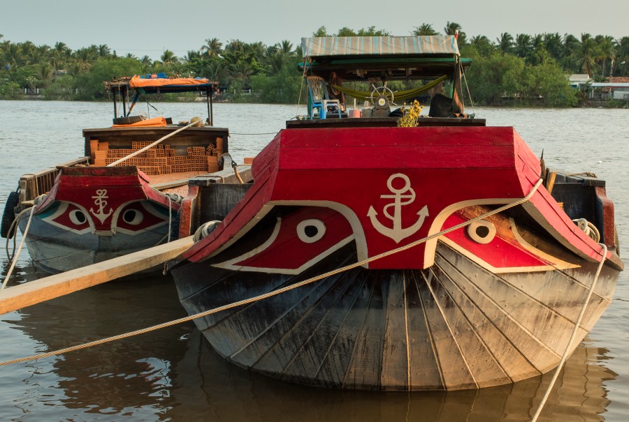boats-with-eyes