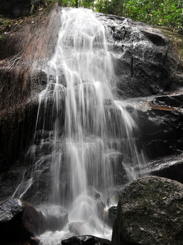 Komanwel waterfalls