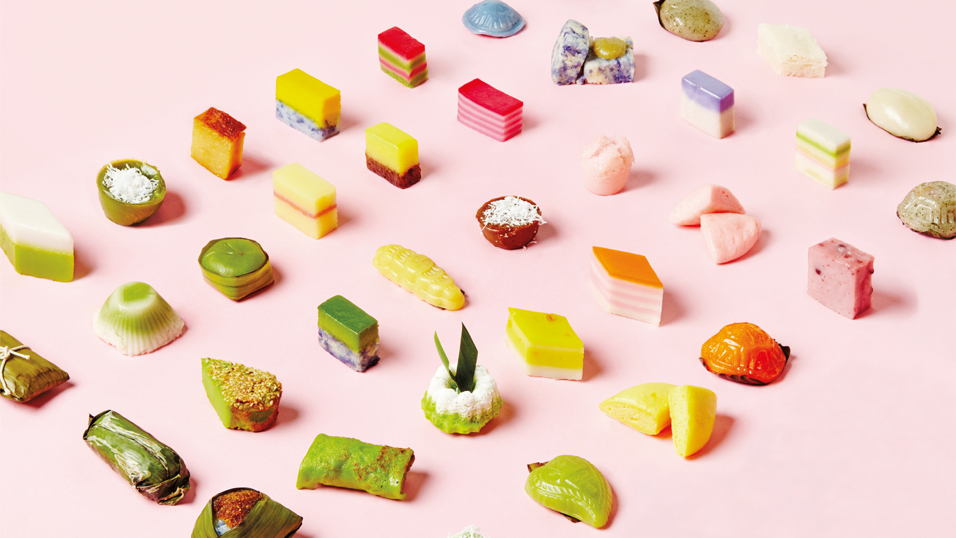 http://sevenpie.com/its-malaysians-tea-oclock-check-out-these-7-places-to-get-your-fix-for-kuih-muih/