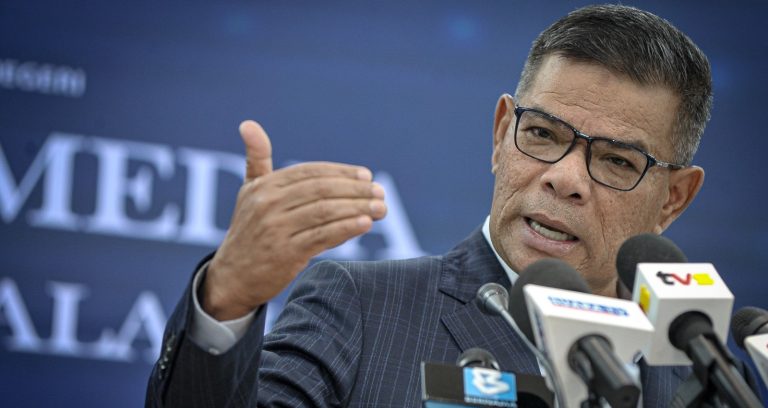 Malaysia to Launch Special Investor Pass to Boost Foreign Investment