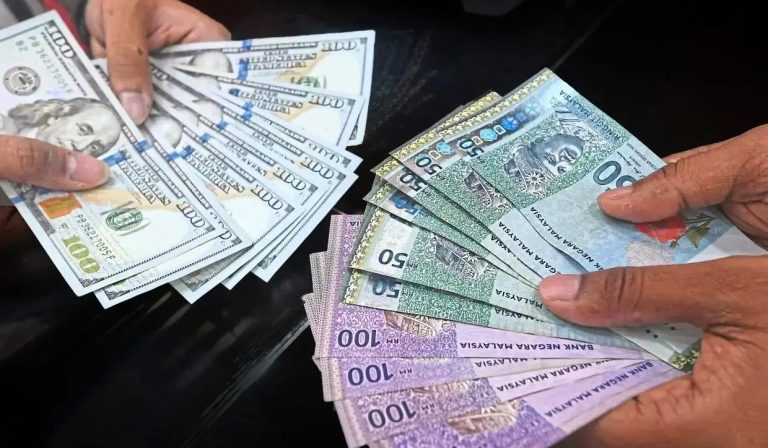 Ringgit Hits Multi-Year High as Currency Strengthens Against U.S. Dollar