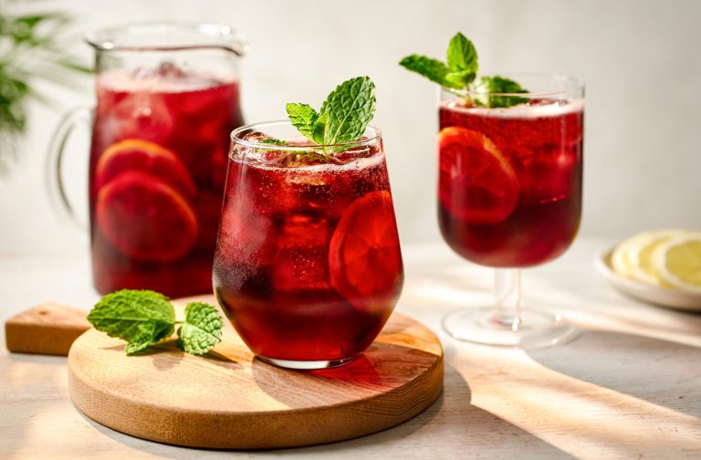 Why Spain’s Easiest Summer Wine Cocktail Is Winning Fans Around the World